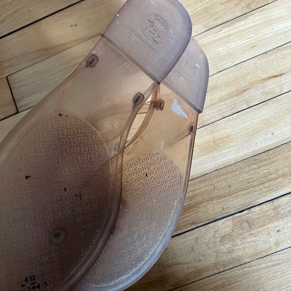 Tory Burch Transparent Sandals with Silver Logo - Picture 5 of 6